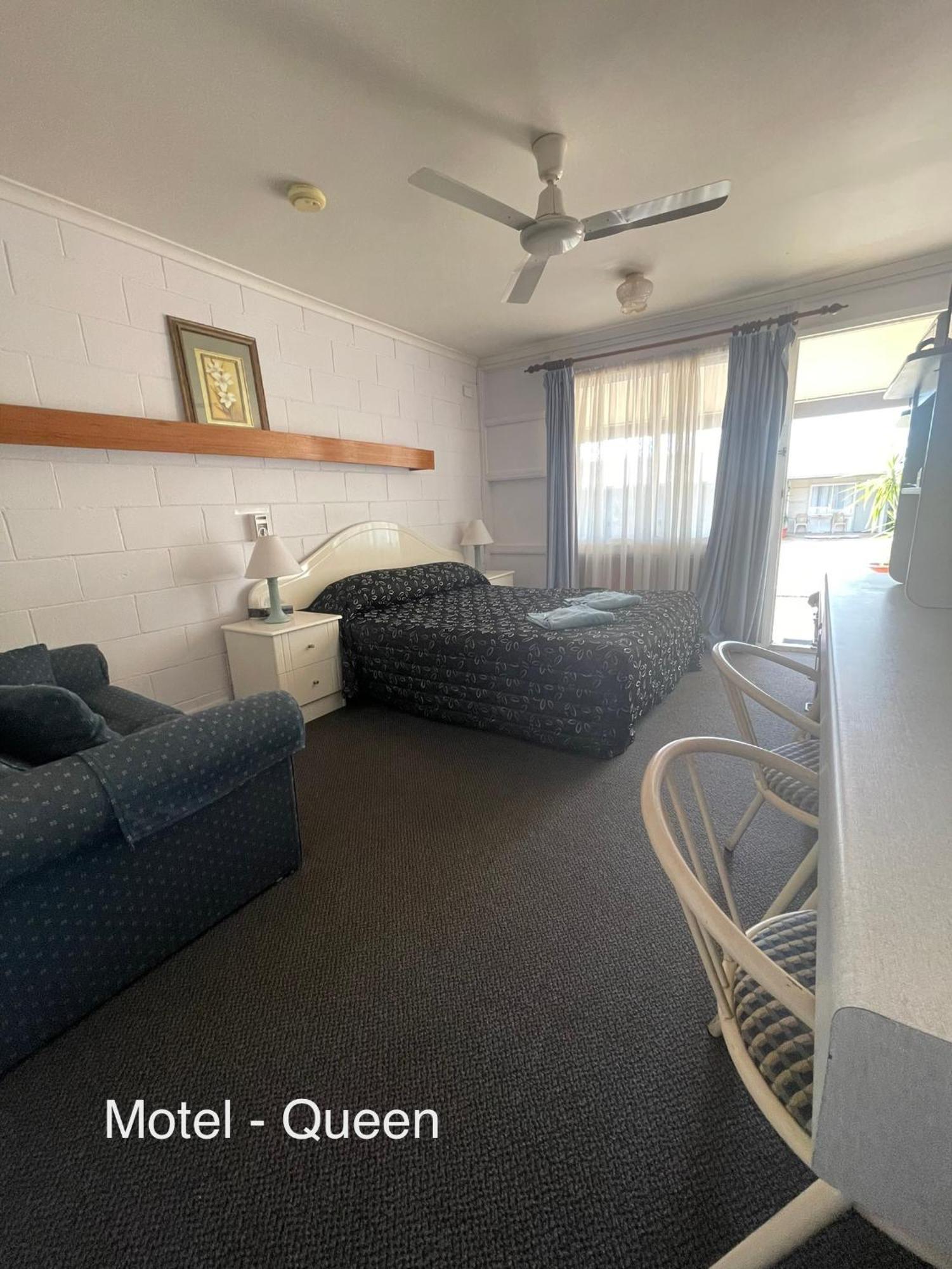 Warrego Motel Charleville Exterior foto